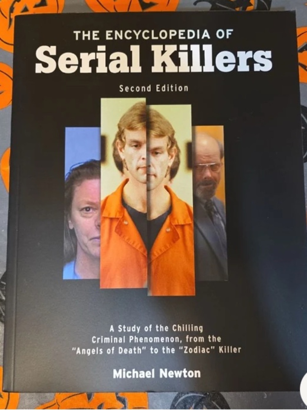 The Encyclopedia of Serial Killers, Second Edition - Black Cover